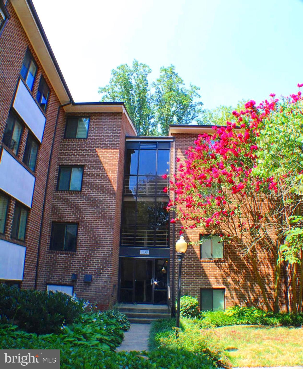 1538 Northgate Square, Unit 11B Reston, VA 20190 - Photo 1 of 43 Gallery Image 1