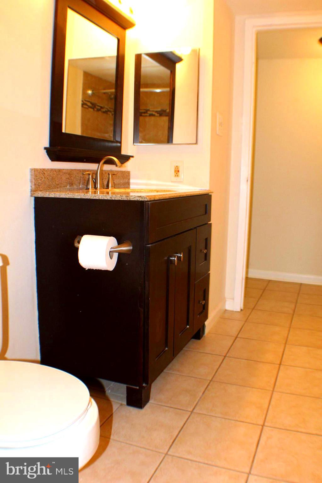 1538 Northgate Square, Unit 11B Reston, VA 20190 - Photo 16 of 43 Gallery Image 16