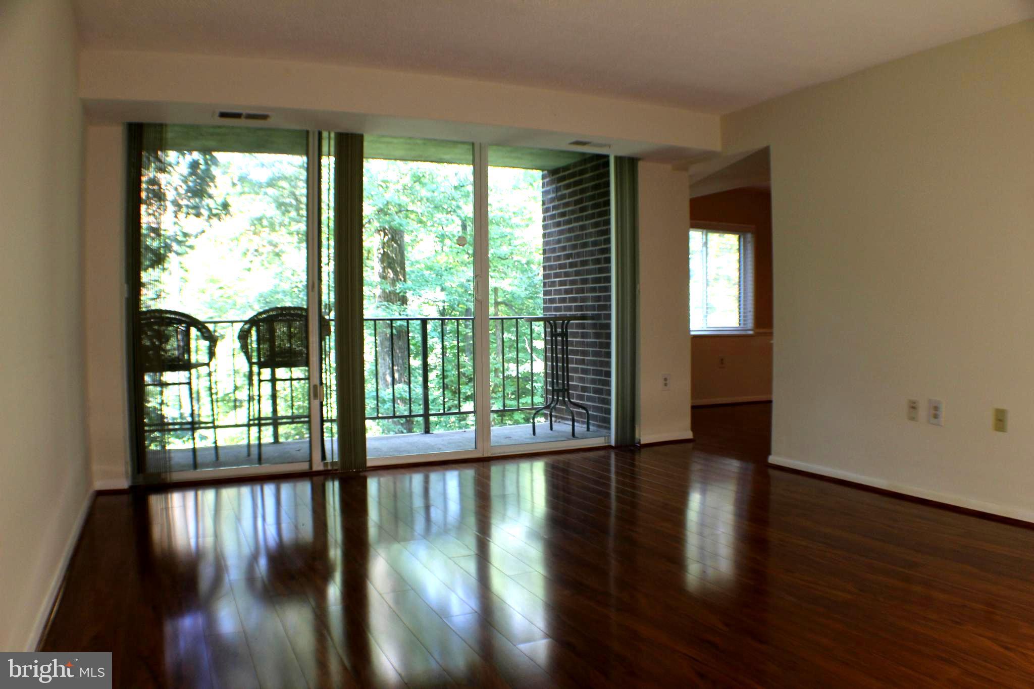1538 Northgate Square, Unit 11B Reston, VA 20190 - Photo 3 of 43 Gallery Image 3