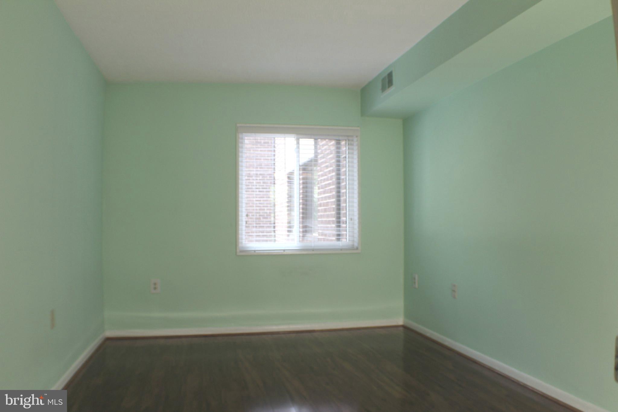 1538 Northgate Square, Unit 11B Reston, VA 20190 - Photo 22 of 43 Gallery Image 22