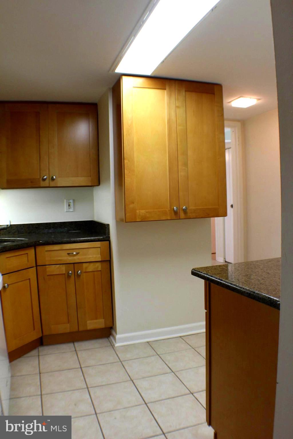 1538 Northgate Square, Unit 11B Reston, VA 20190 - Photo 27 of 43 Gallery Image 27