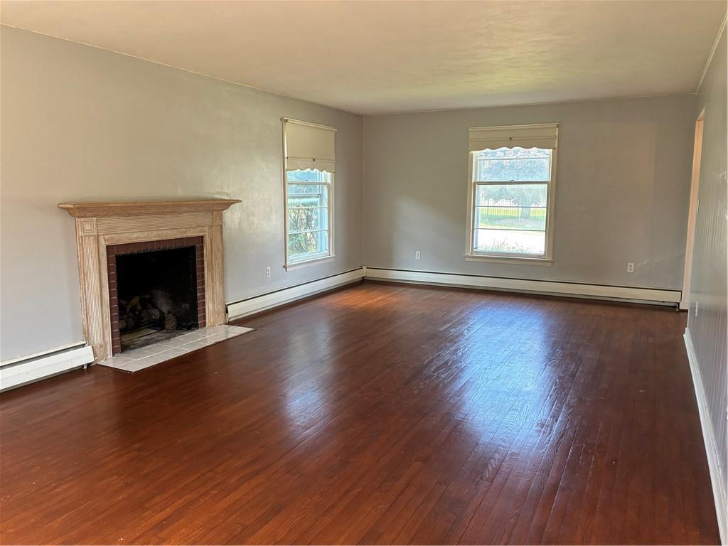 50 Barbara Road Latrobe, PA 15650 - Photo 6 of 48 Living Room