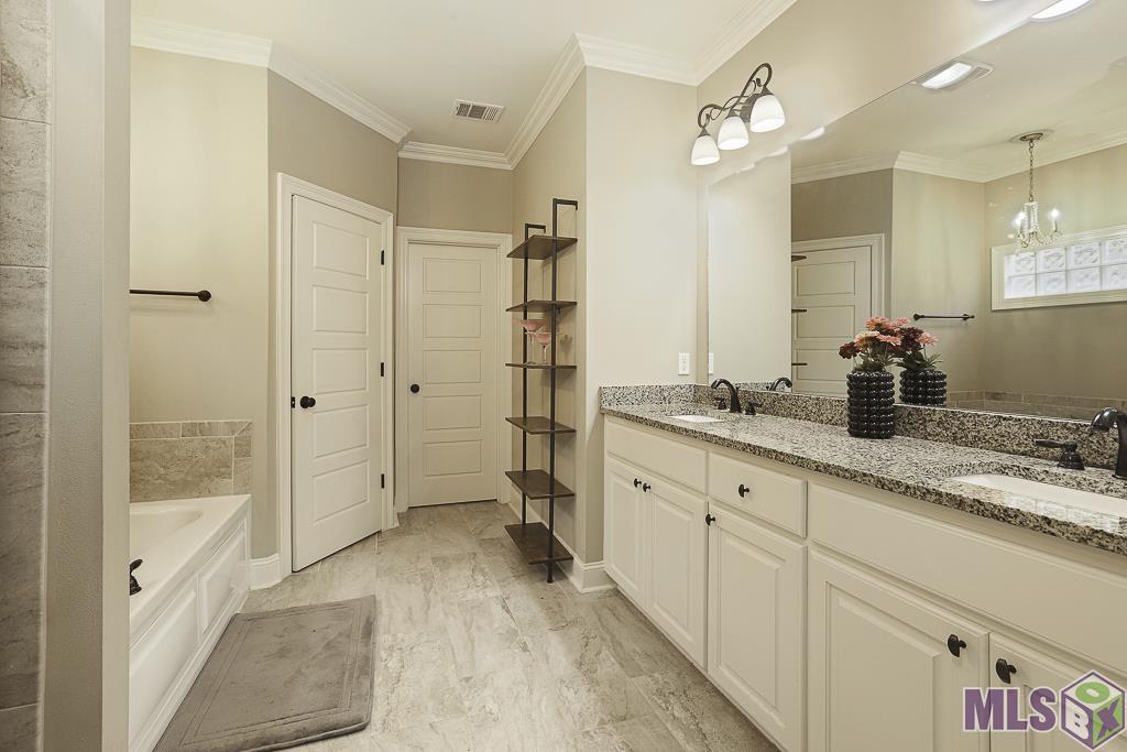 2867 Lago Lane Baton Rouge, LA 70810 - Photo 20 of 28 Gallery Image 20