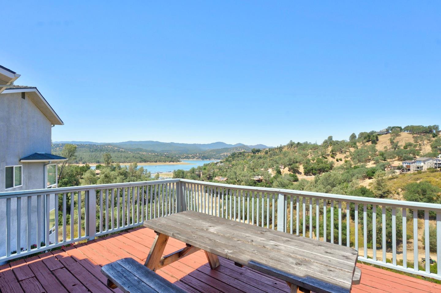 2537 Shoreline Road Bradley, CA 93426 - Photo 6 of 49