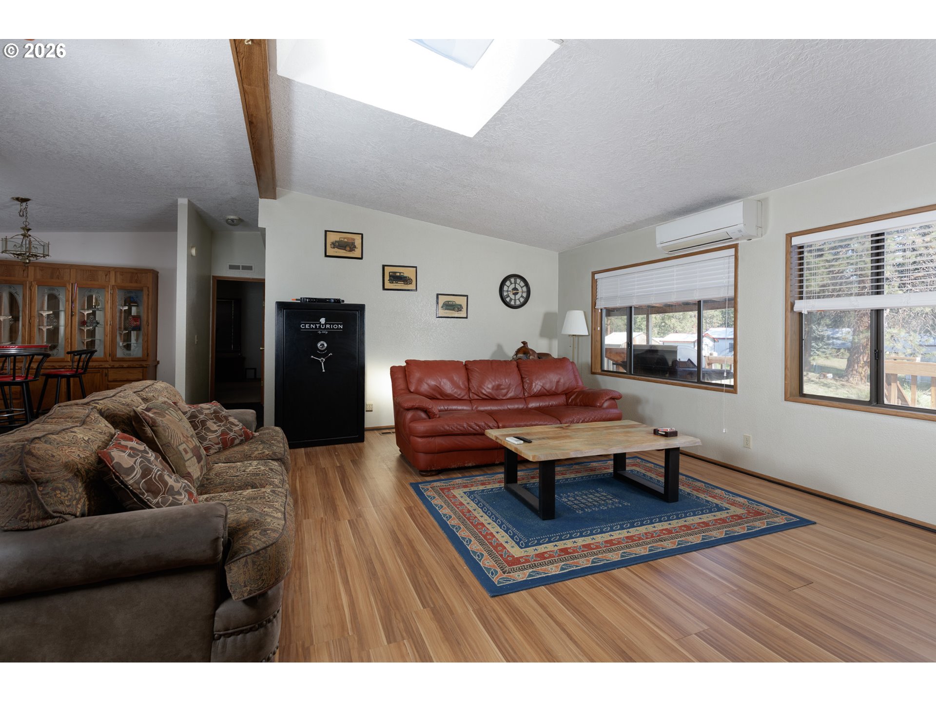 245 South Mike Road Tygh Valley, OR 97063 - Photo 4 of 22 a living room with furniture rug and window