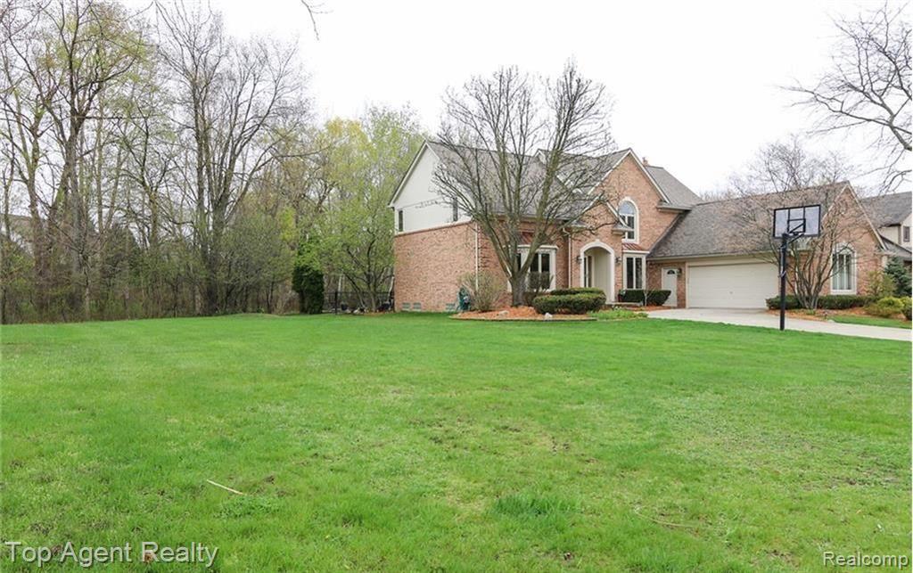 1470 Burhaven Drive Rochester Hills, MI 48306 - Photo 47 of 47