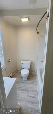 $1,295 | 33 South York Road, Unit 2A, Hatboro, PA 19040