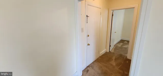 $1,295 | 33 South York Road, Unit 2A, Hatboro, PA 19040