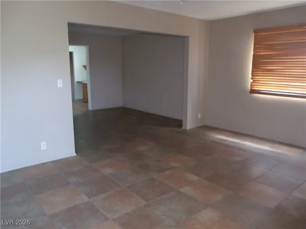 $1,799 | 571 National Street, Henderson, NV 89015