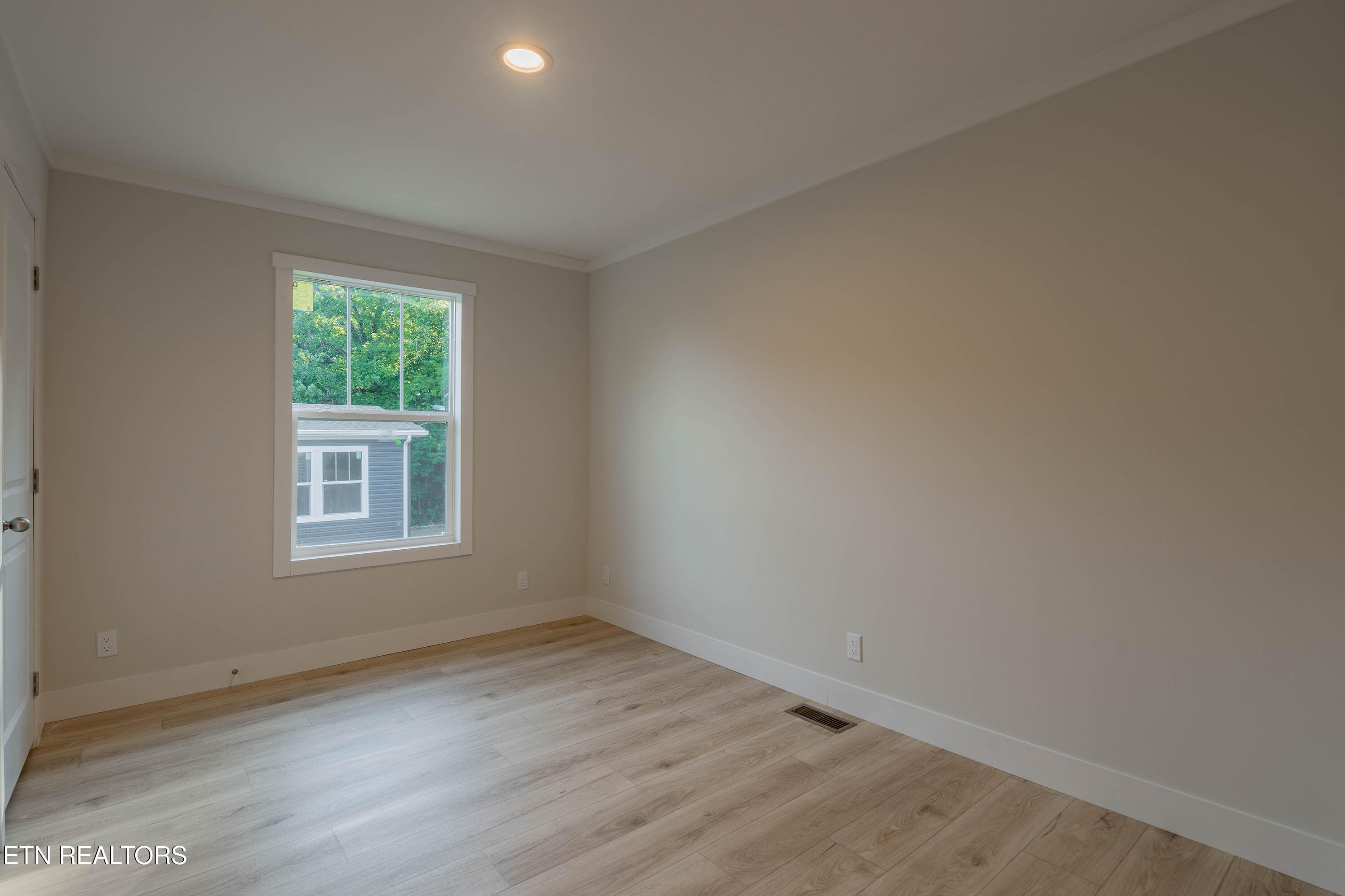 2113 Tipton Station Road Knoxville, TN 37920 - Photo 24 of 27 A7300367-HDR