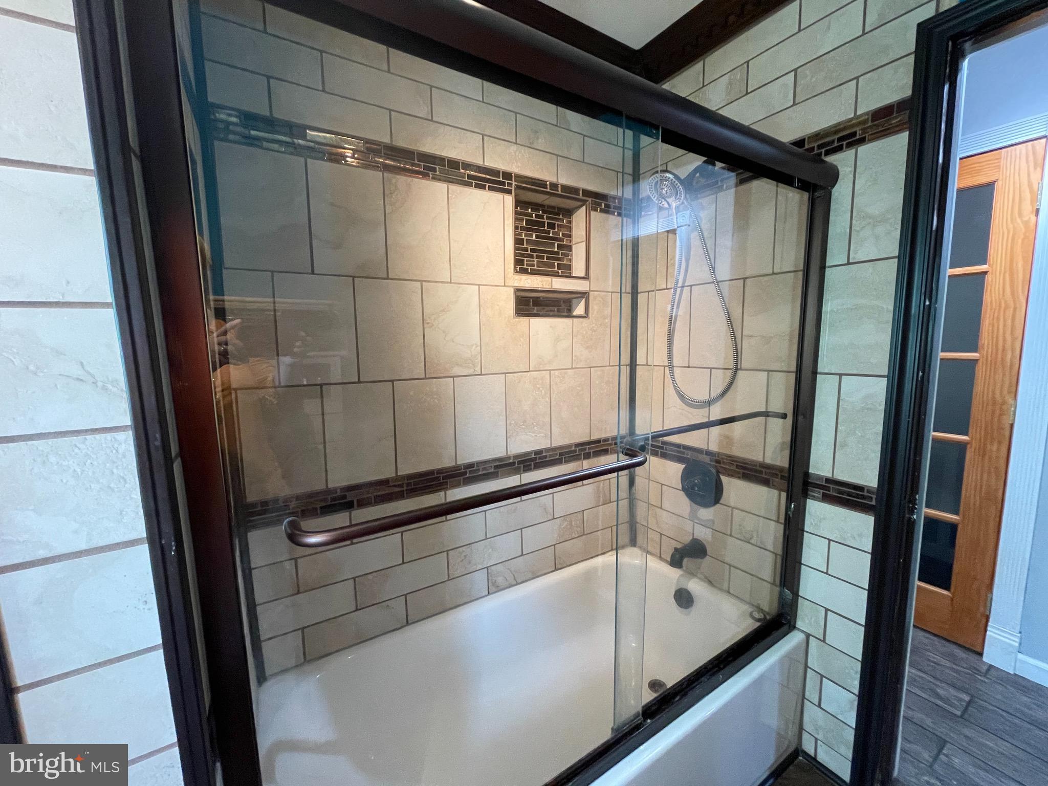 909 Van Reed Road Reading, PA 19610 - Photo 15 of 45 Glass Shower Enclosure
