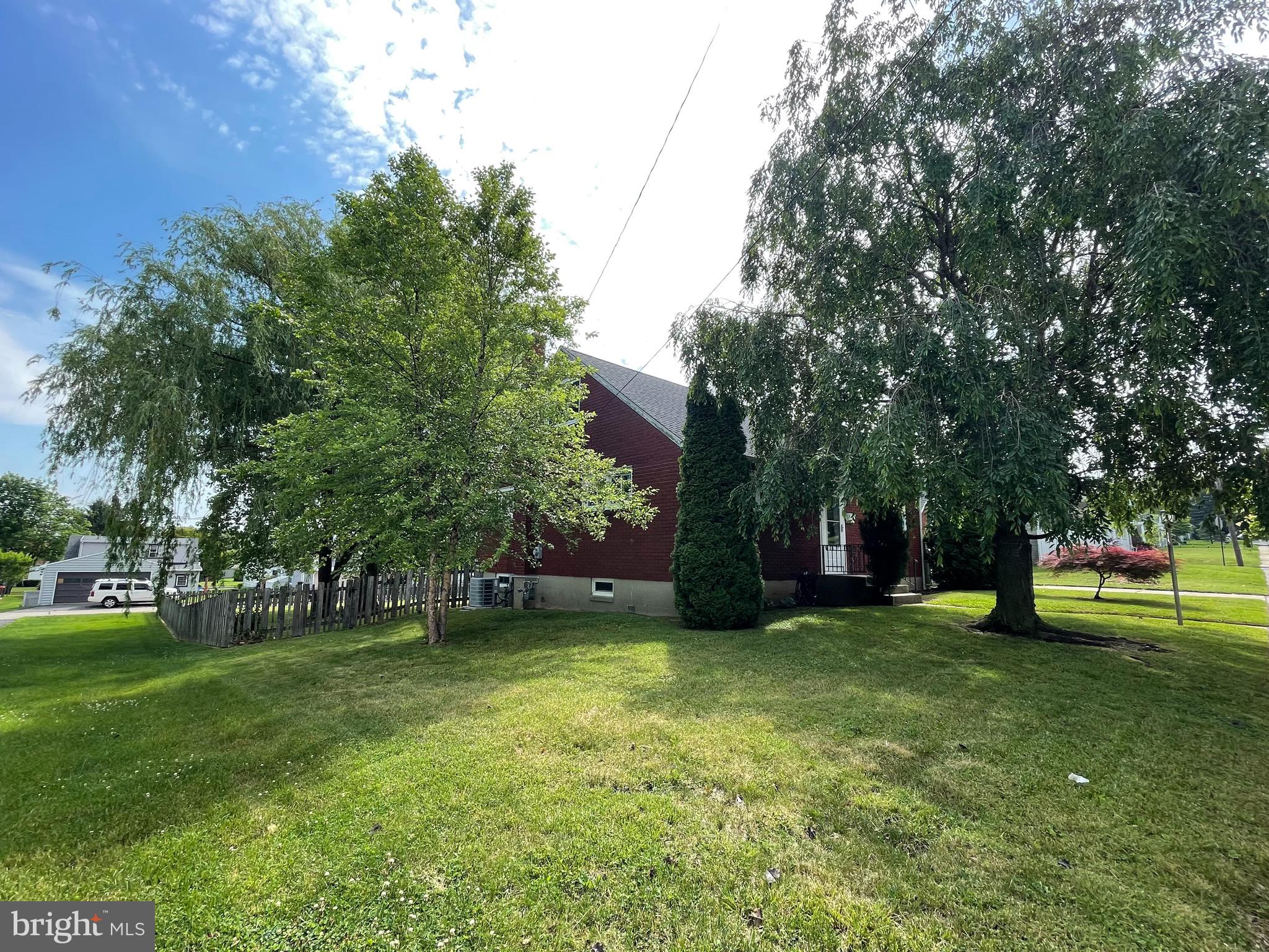 909 Van Reed Road Reading, PA 19610 - Photo 4 of 45 Side View