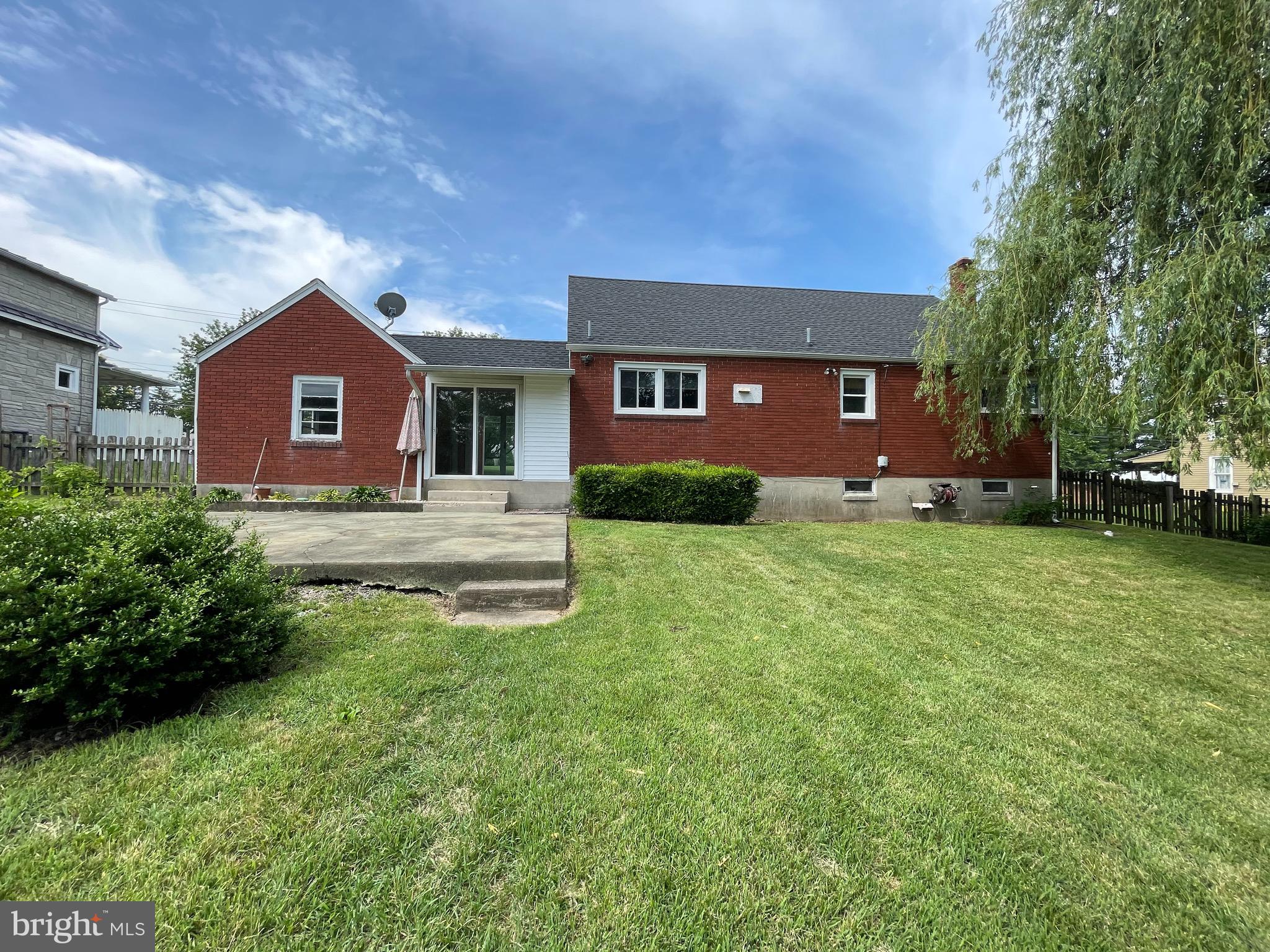 909 Van Reed Road Reading, PA 19610 - Photo 42 of 45 Exterior Back