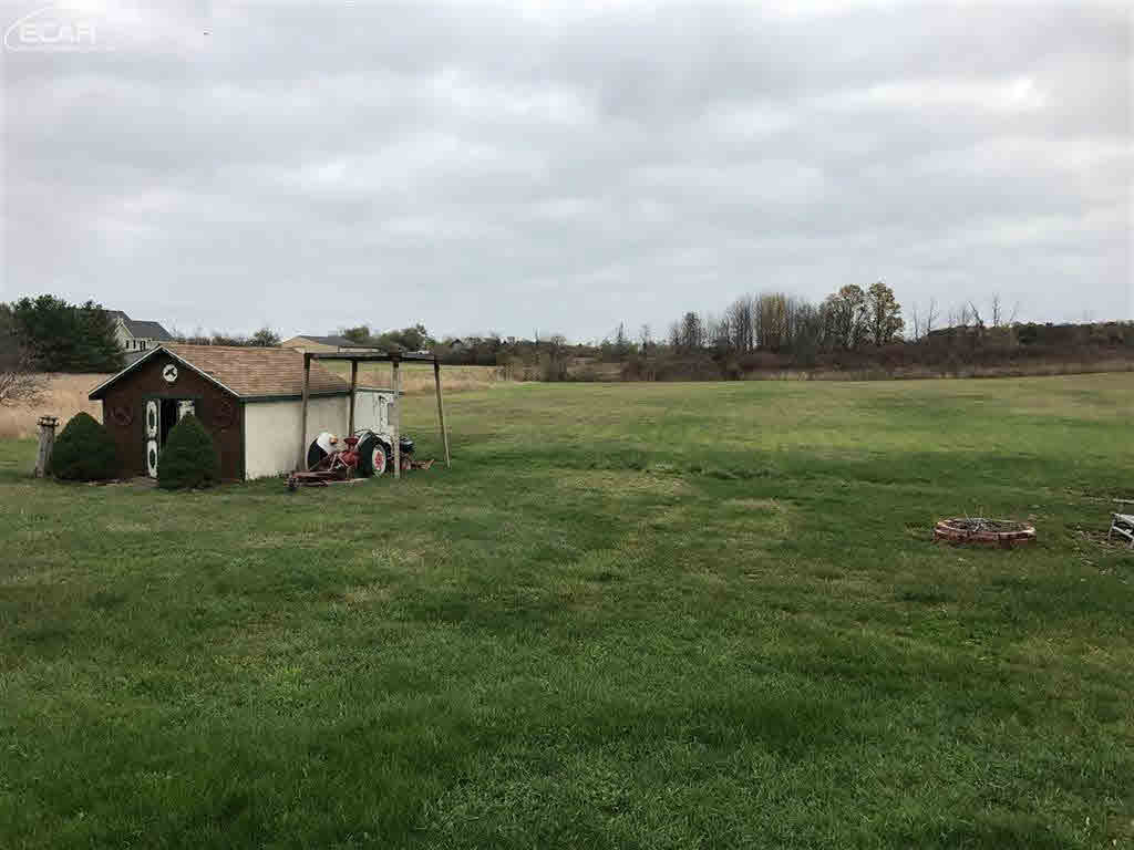 9107 Sharp Road Swartz Creek, MI 48473 - Photo 19 of 19 21395883-18.JPG