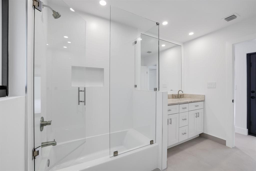 550 Southwest 6th Avenue Boca Raton, FL 33486 - Photo 29 of 57