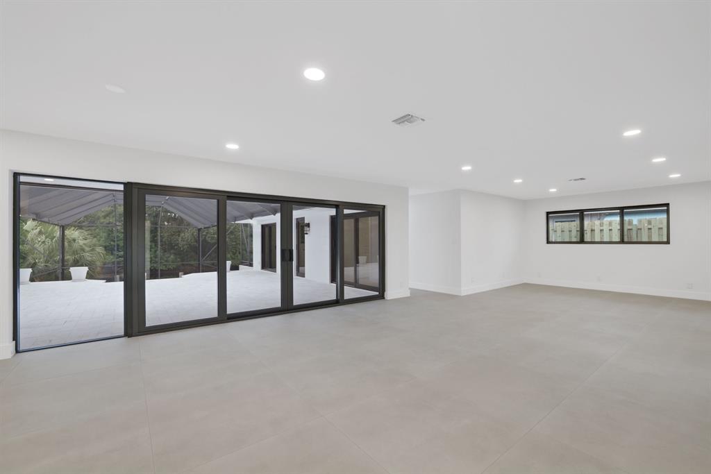 550 Southwest 6th Avenue Boca Raton, FL 33486 - Photo 9 of 57