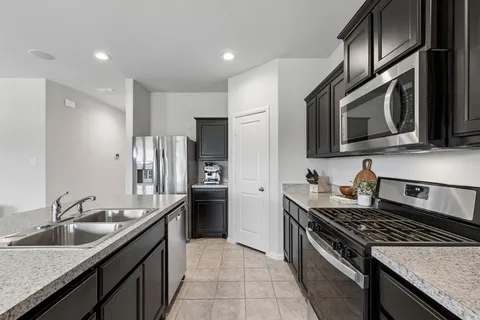 $335,000 | 16616 Porterfield Lane, Justin, TX 76247