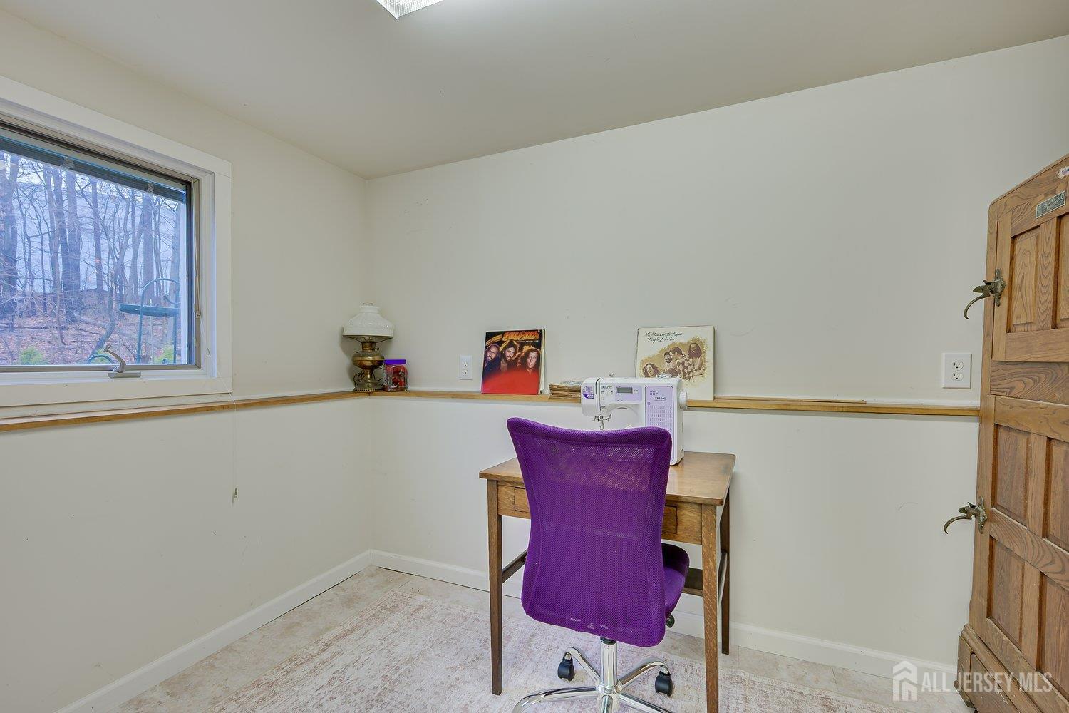 8 Adelphi Court Edison, NJ 08837 - Photo 16 of 36