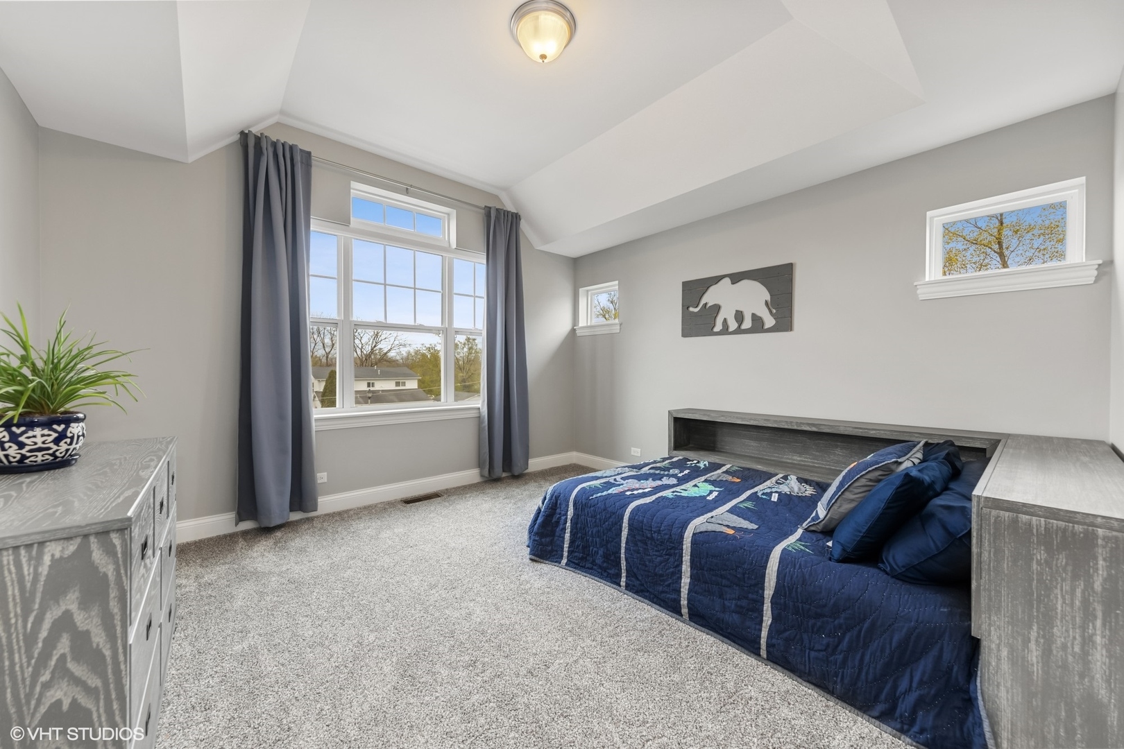 719 Jr Terrace Elmhurst, IL 60126 - Photo 13 of 22