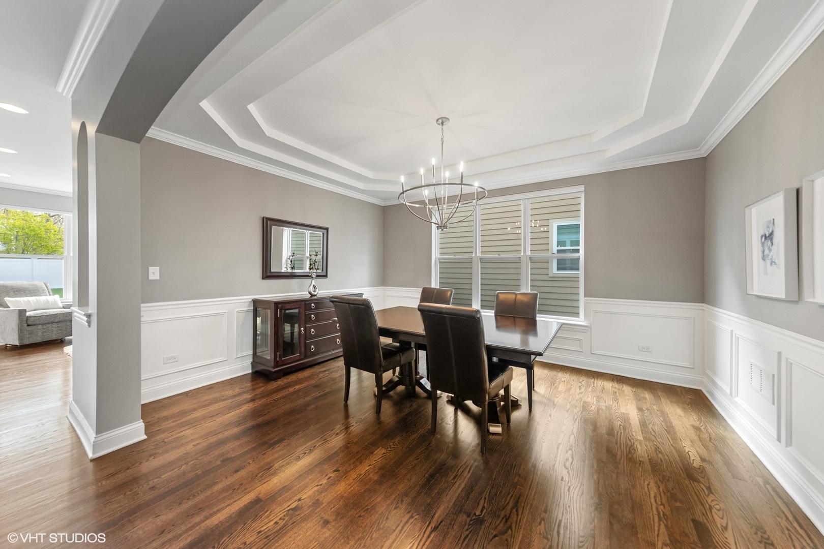 719 Jr Terrace Elmhurst, IL 60126 - Photo 4 of 22