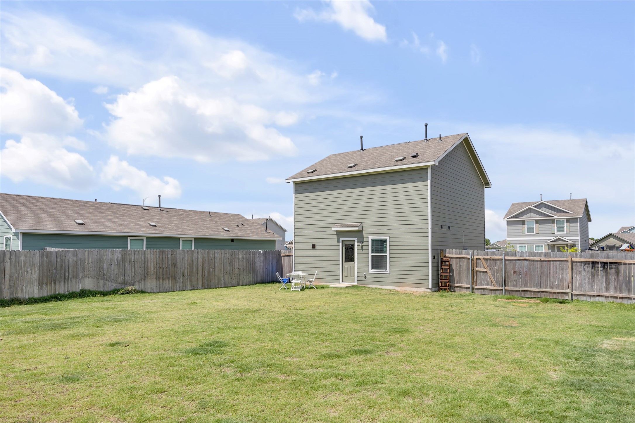 2406 Windrow Lane Lockhart, TX 78644 - Photo 22 of 27