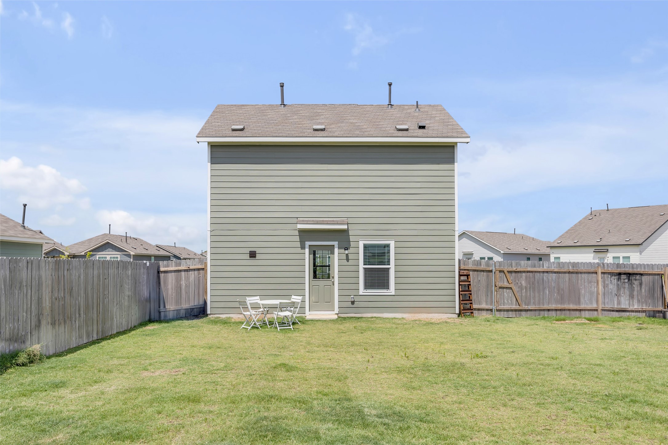 2406 Windrow Lane Lockhart, TX 78644 - Photo 23 of 27