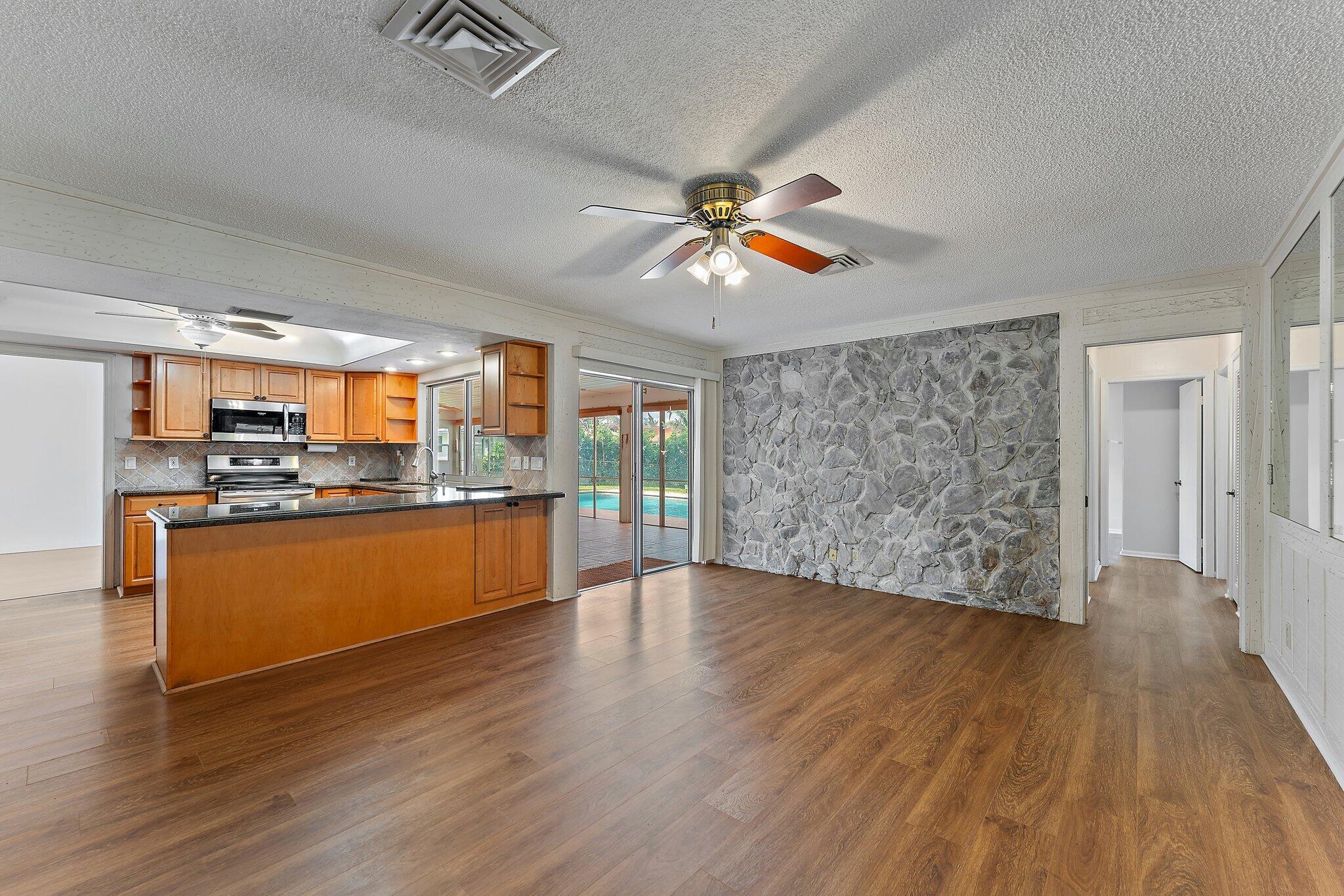 12867 Packwood Road North Palm Beach, FL 33408 - Photo 16 of 30 Living Room 1