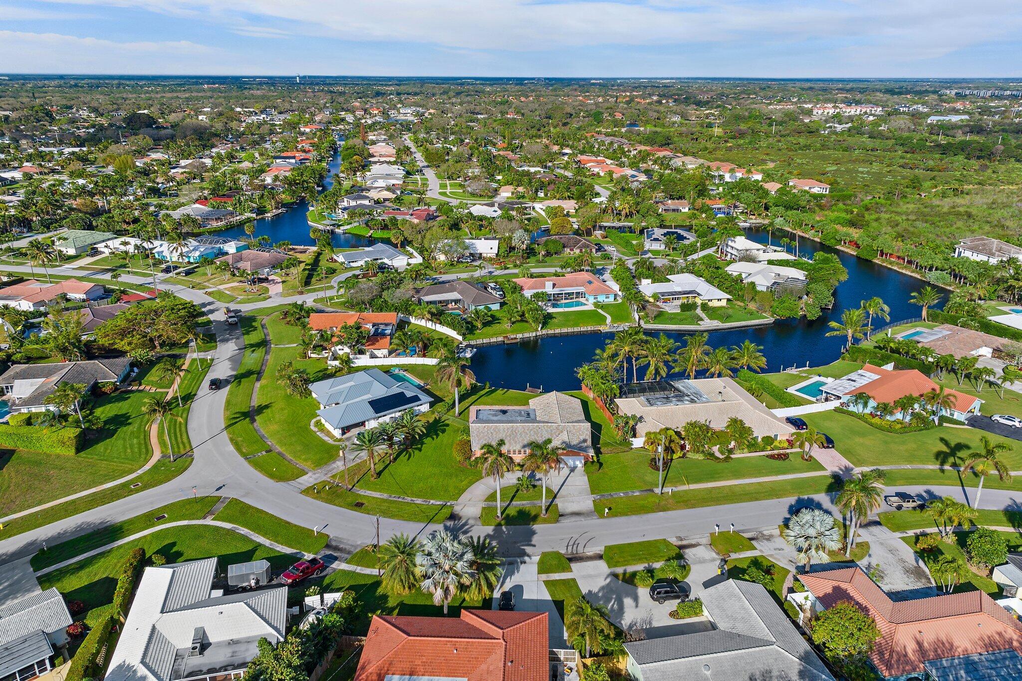 12867 Packwood Road North Palm Beach, FL 33408 - Photo 4 of 30 Aerial View
