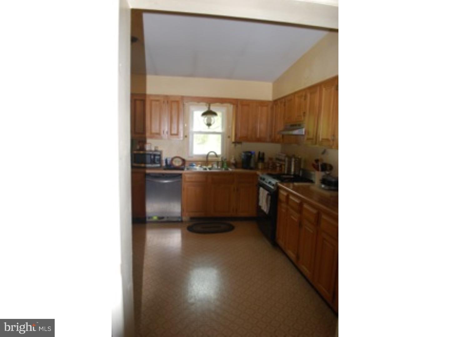 134 Lincoln Road Mullica Hill, NJ 08062 - Photo 8 of 11 Gallery Image 8