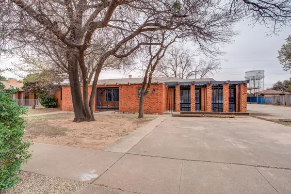 $190,000 | 2213 33rd Street, Lubbock, TX 79411