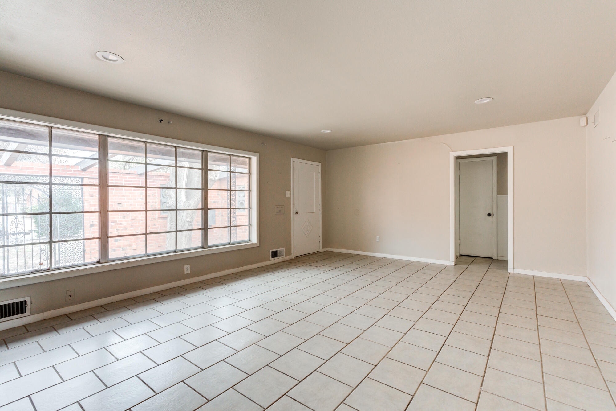 2213 33rd Street Lubbock, TX 79411 - Photo 12 of 45 DSC07456_57_58_59_60