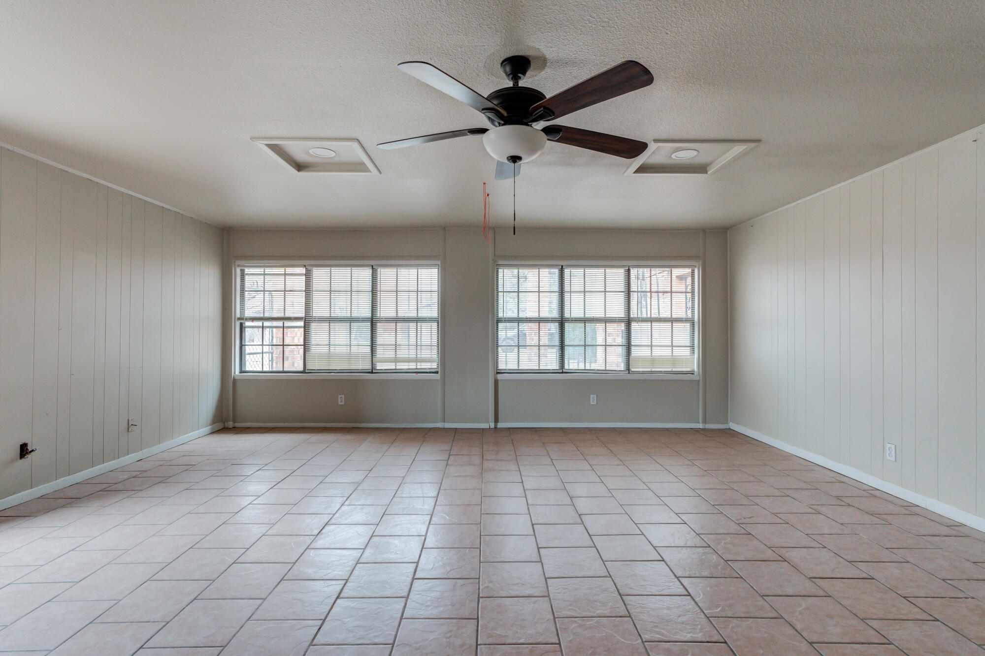 2213 33rd Street Lubbock, TX 79411 - Photo 32 of 45 DSC07566_67_68_69_70