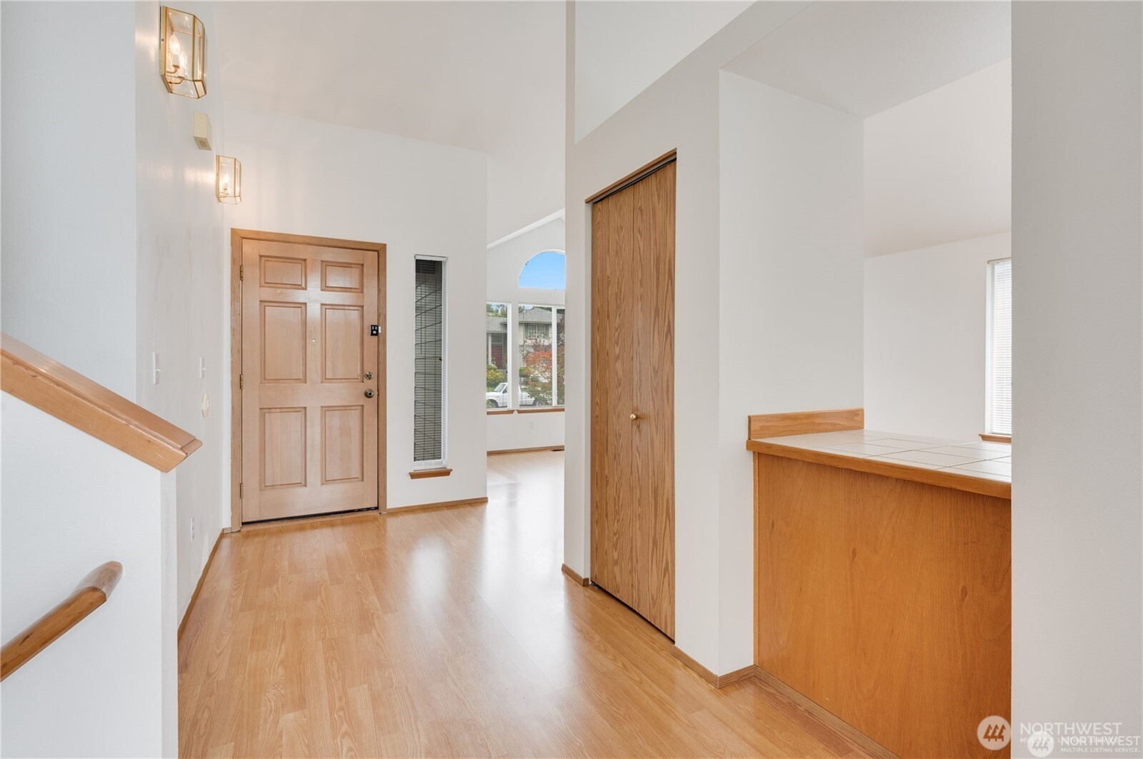 3832 46th Avenue Northeast Tacoma, WA 98422 - Photo 2 of 29