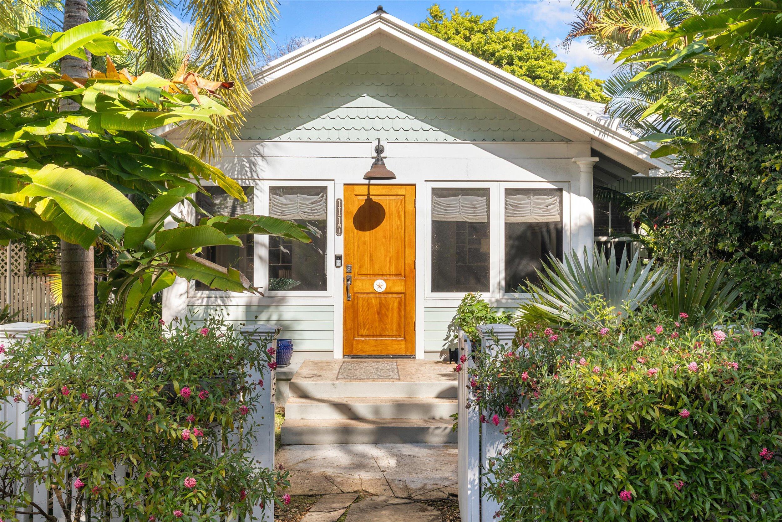 1117 South Street Key West, FL 33040 - Photo 2 of 65 04-004