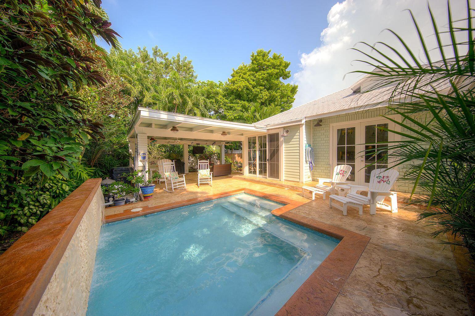 1117 South Street Key West, FL 33040 - Photo 43 of 65 Pool