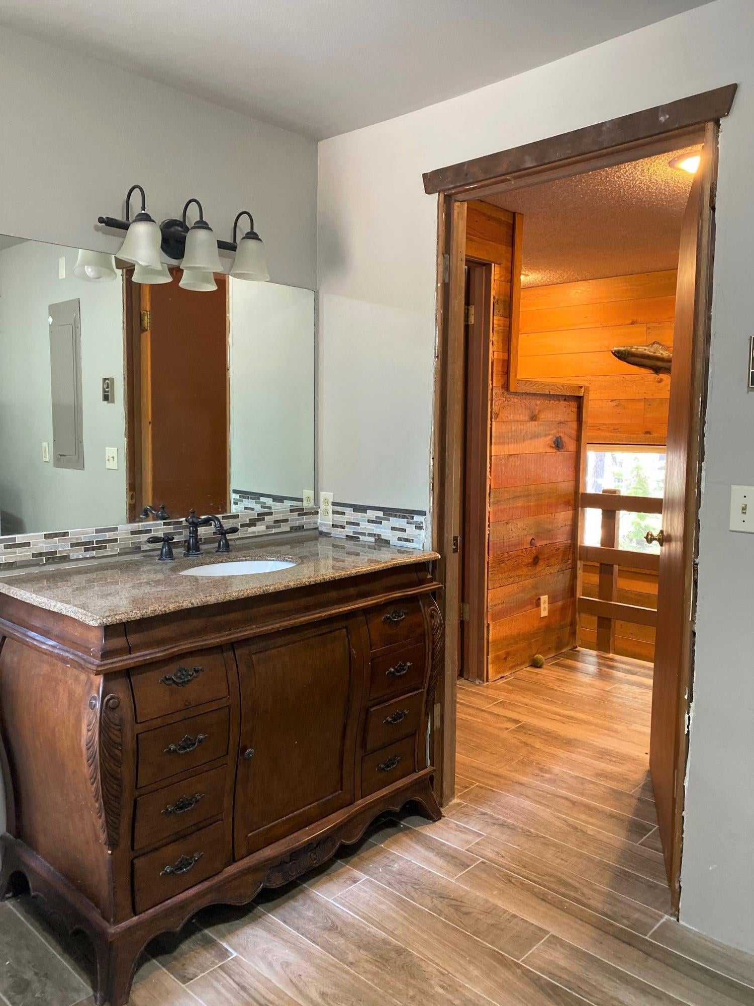 70685 Pasque Flower Black Butte Ranch, OR 97759 - Photo 17 of 31 full bath sink