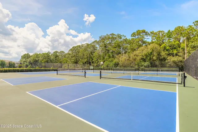 a view of a tennis court