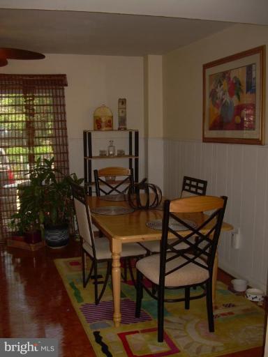 608 Charraway Road Baltimore, MD 21229 - Photo 4 of 11 Dining Area