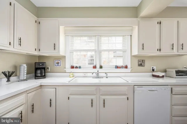 $749,900 | 1504 Augustine Avenue, Fredericksburg, VA 22401