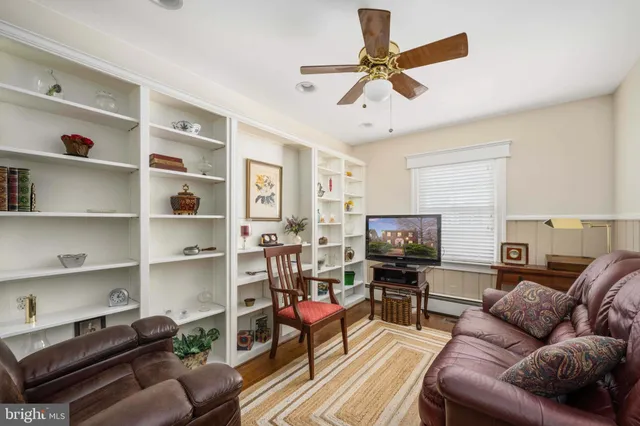 $749,900 | 1504 Augustine Avenue, Fredericksburg, VA 22401