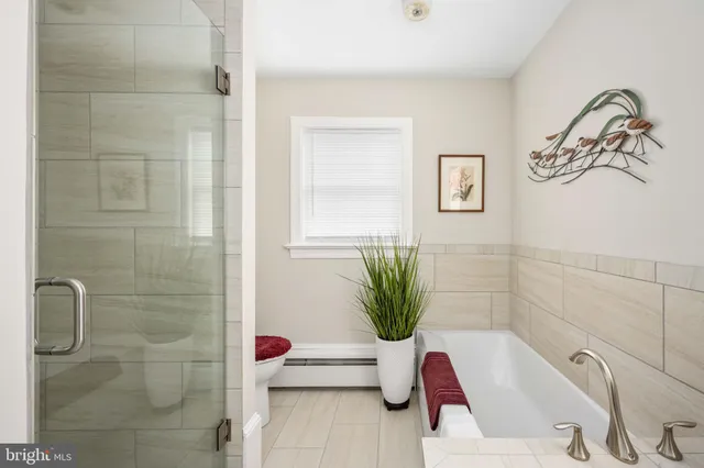 $749,900 | 1504 Augustine Avenue, Fredericksburg, VA 22401