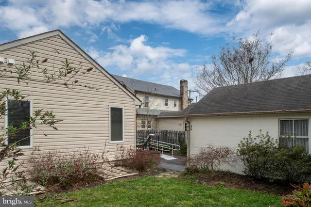 $749,900 | 1504 Augustine Avenue, Fredericksburg, VA 22401