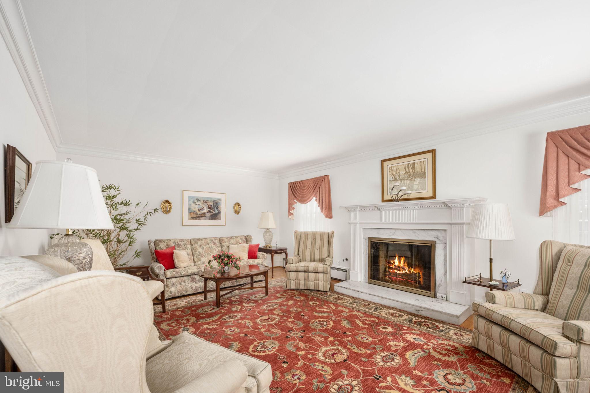 1504 Augustine Avenue Fredericksburg, VA 22401 - Photo 4 of 41 Living Rooom