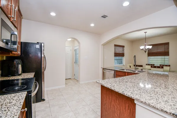 $2,300 | 2818 Windy Thicket Lane, Houston, TX 77082