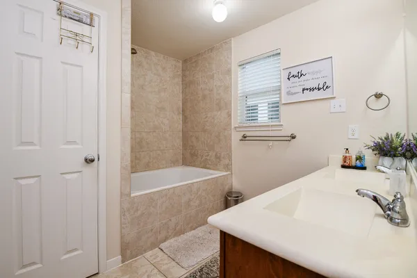$2,300 | 2818 Windy Thicket Lane, Houston, TX 77082