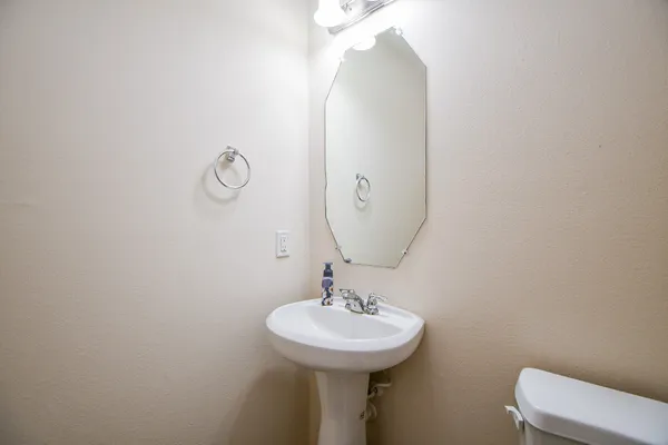 $2,300 | 2818 Windy Thicket Lane, Houston, TX 77082