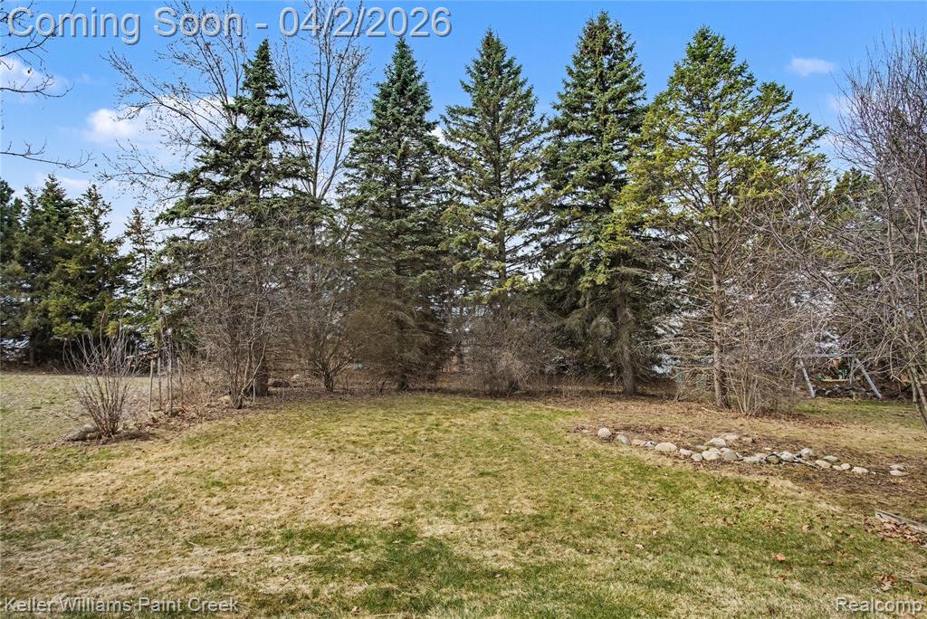 893 Dressler Lane Rochester Hills, MI 48307 - Photo 29 of 32 Gallery Image 29