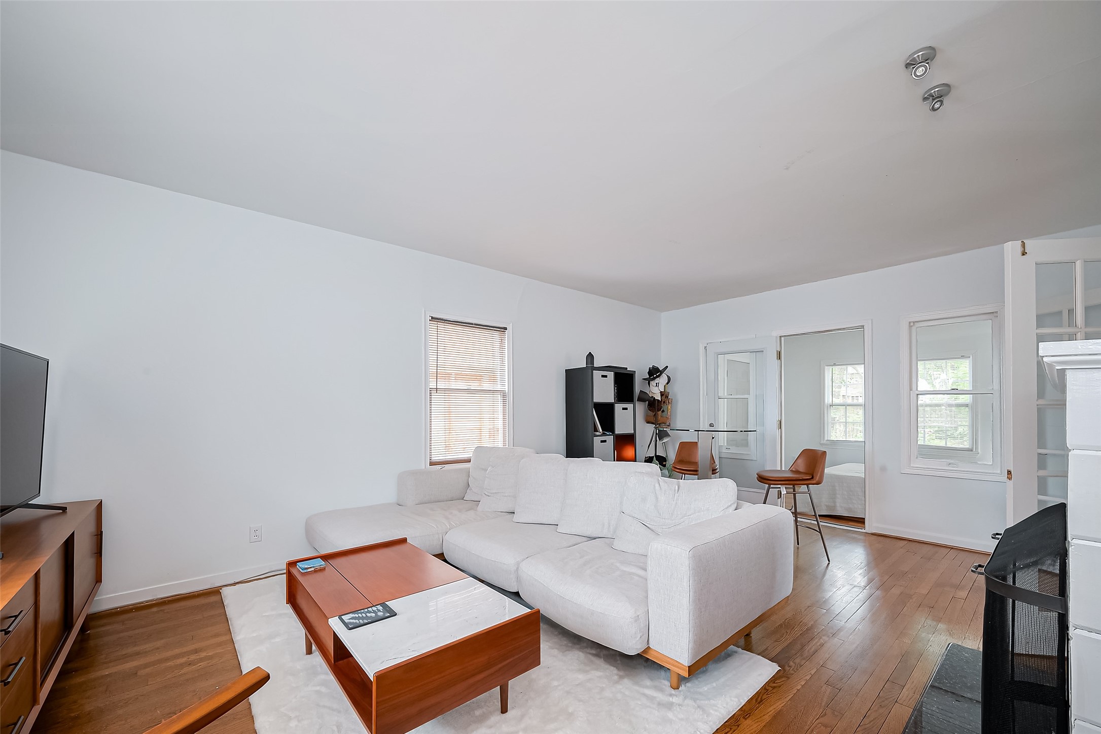 2163 University Boulevard Houston, TX 77030 - Photo 15 of 42