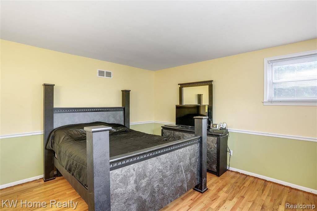 25861 Beecham Road Farmington Hills, MI 48336 - Photo 25 of 33