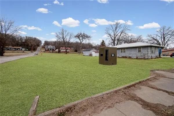$10,000 | 701 East Broadway Street, Brunswick, MO 65236